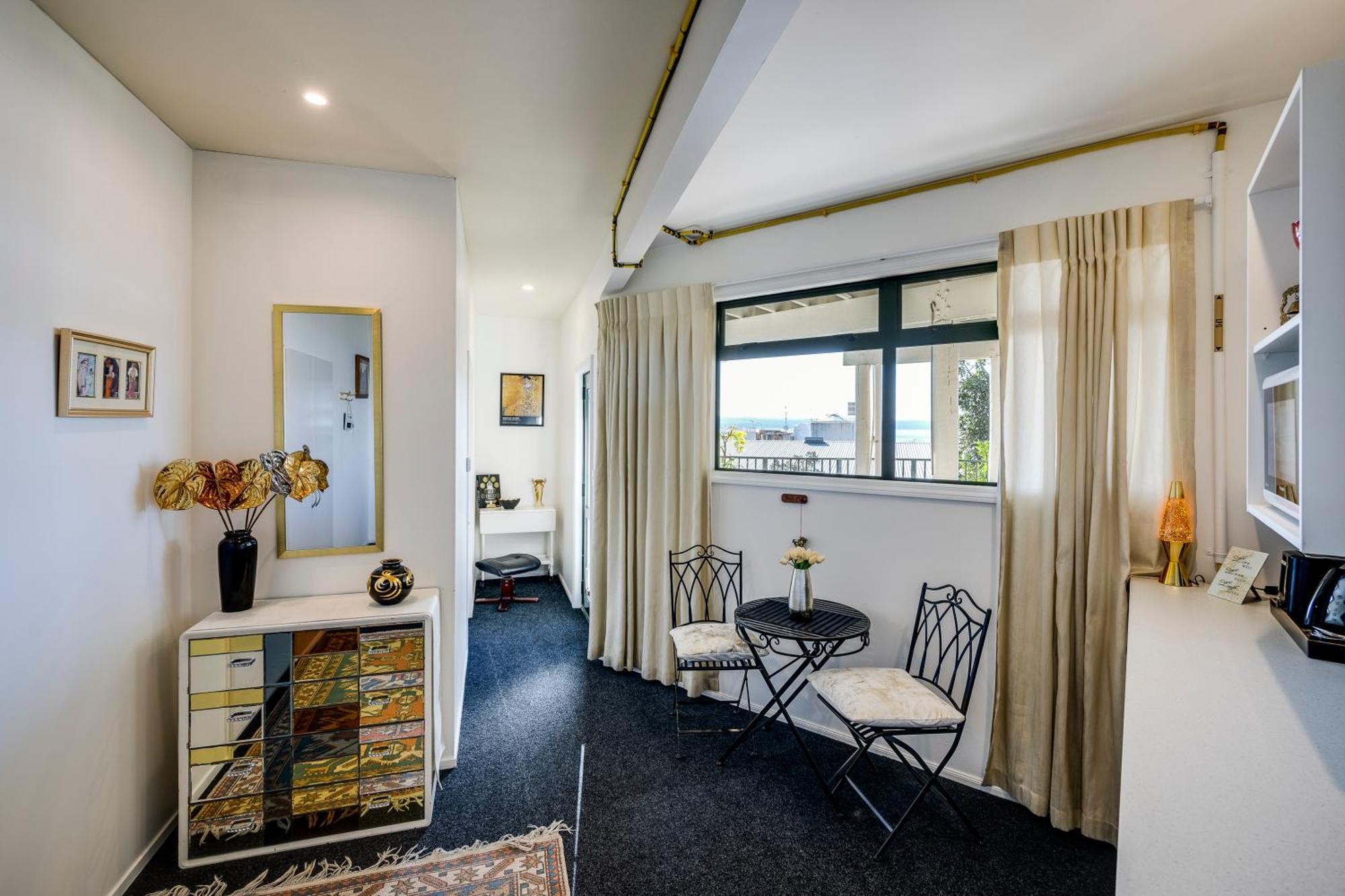 Maison Blue - Chic Garden Apartment Napier Εξωτερικό φωτογραφία